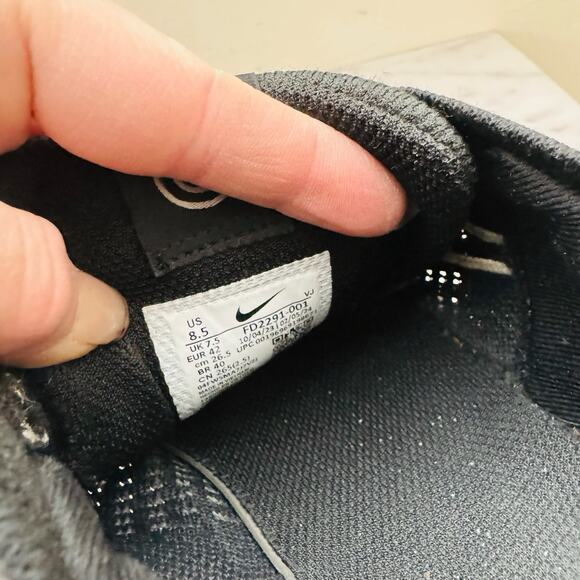 Nike Interact Black Running Shoes Mens Size 8.5 - Picture 9 of 10